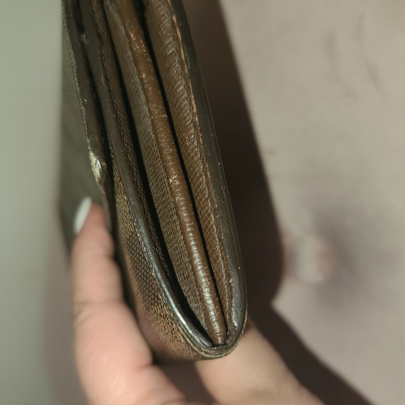 Louis Vuitton Damier Porte Feuille Sarah Long Bifold Wallet - Picture 10 of 14